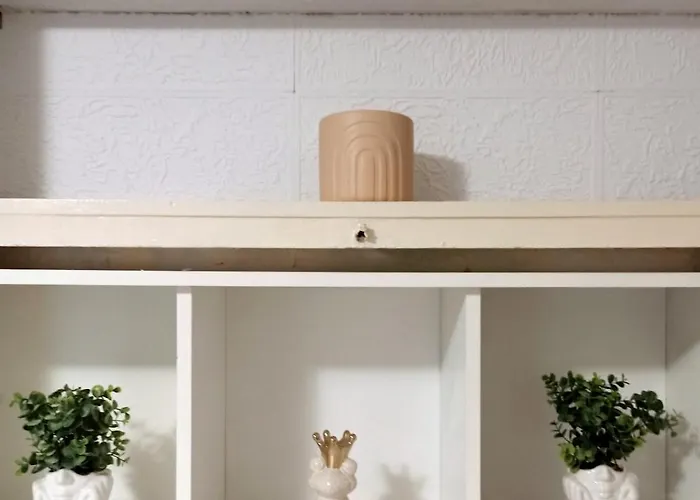 Abbey Hristo Botev Bucureşti