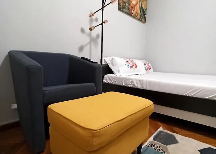 Abbey Hristo Botev * Bucureşti