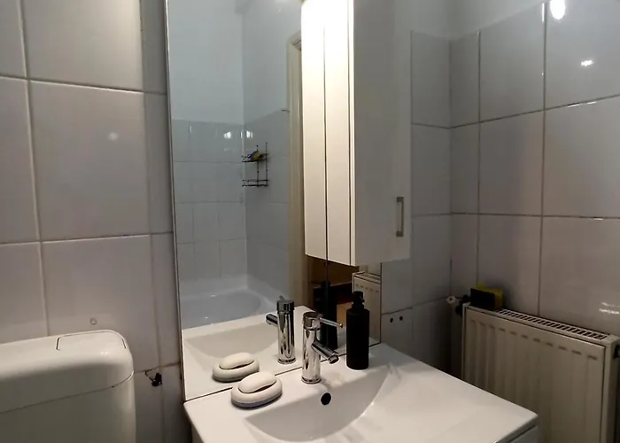 Abbey Hristo Botev * Bukarest